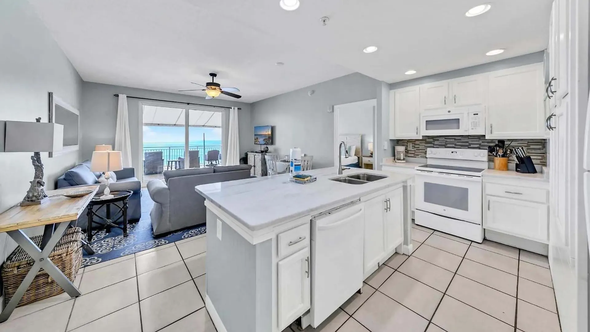Sterling Reef 104 By Emerald Coast Retreats Panama City Beach Holiday home